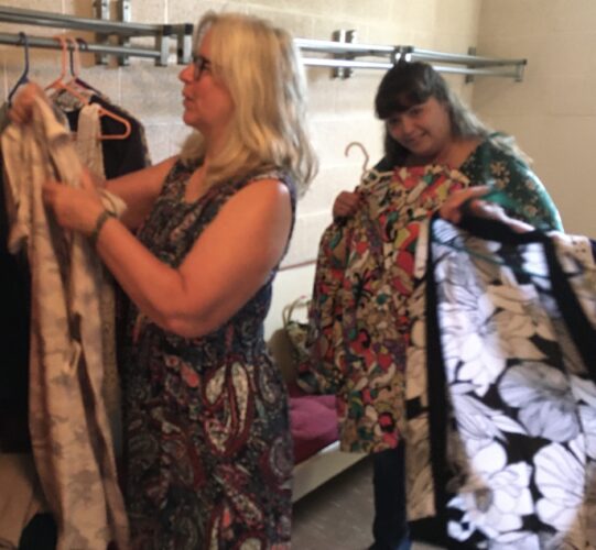 Neighborhood Garments Closet opening affords reasonably priced ‘trend’ choice | Information, Sports activities, Jobs Neighborhood Garments Closet opening affords reasonably priced ‘trend’ choice | Information, Sports activities, Jobs
