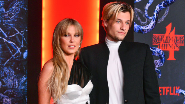 Millie Bobby Brown & Boyfriend Jake Bongiovi PDA in NYC: Pictures – Hollywood Life Millie Bobby Brown & Boyfriend Jake Bongiovi PDA in NYC: Pictures – Hollywood Life