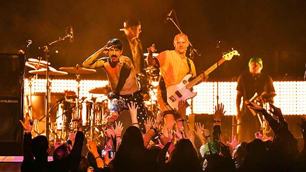 See The Full Listing Of Who’ll Be At The 2022 Present – Hollywood Life See The Full Listing Of Who’ll Be At The 2022 Present – Hollywood Life