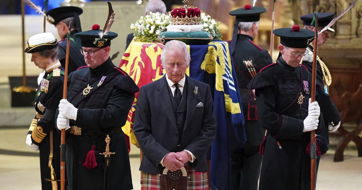 Reside updates: Royal couple go to Belfast after queen’s loss of life | Life-style