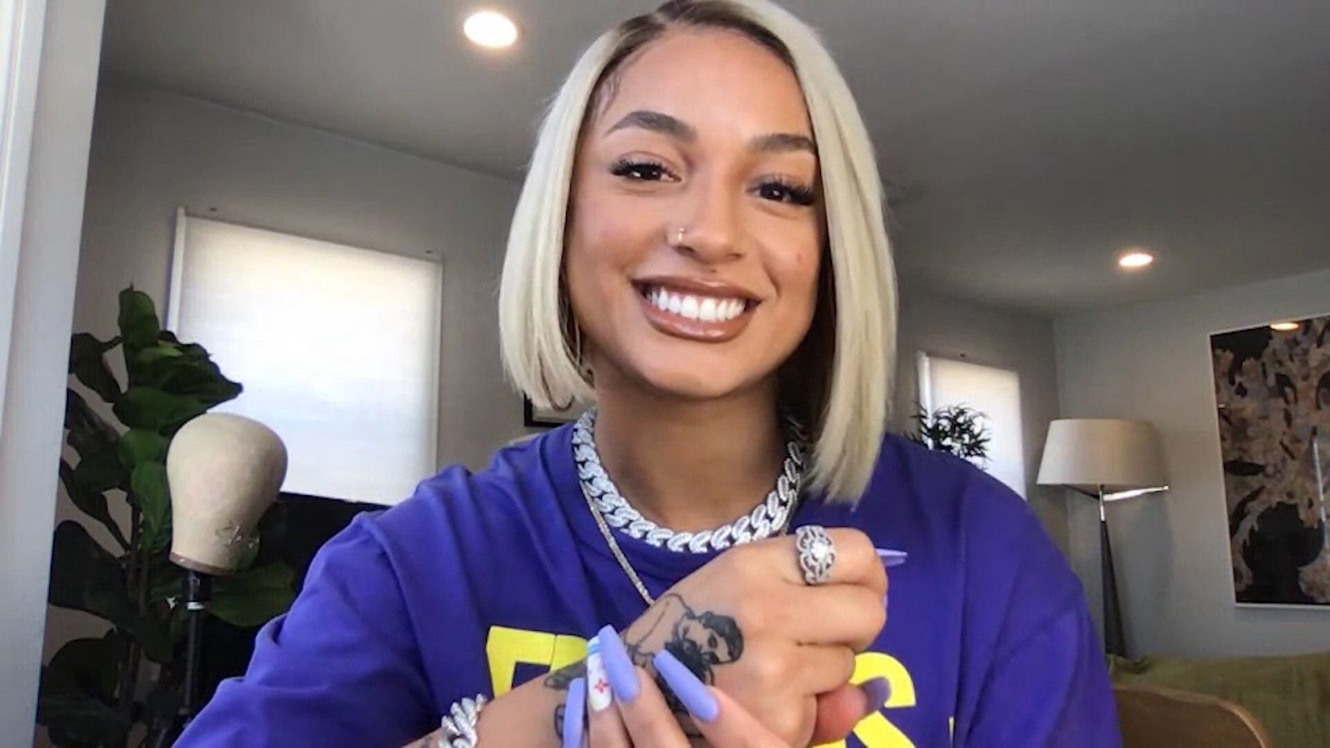 Starbucks Responds After DaniLeigh Blasts Them Over A Moldy Danish