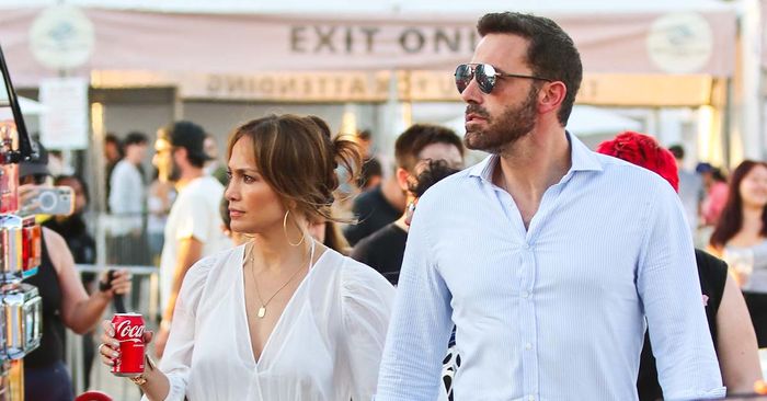 J.Lo and Anne Hathaway Wore the Identical Simple Costume Development