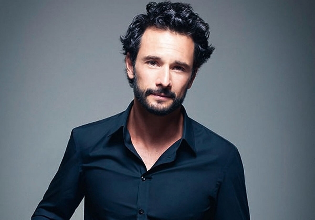 Wolf Pack Sequence Provides Westworld’s Rodrigo Santoro