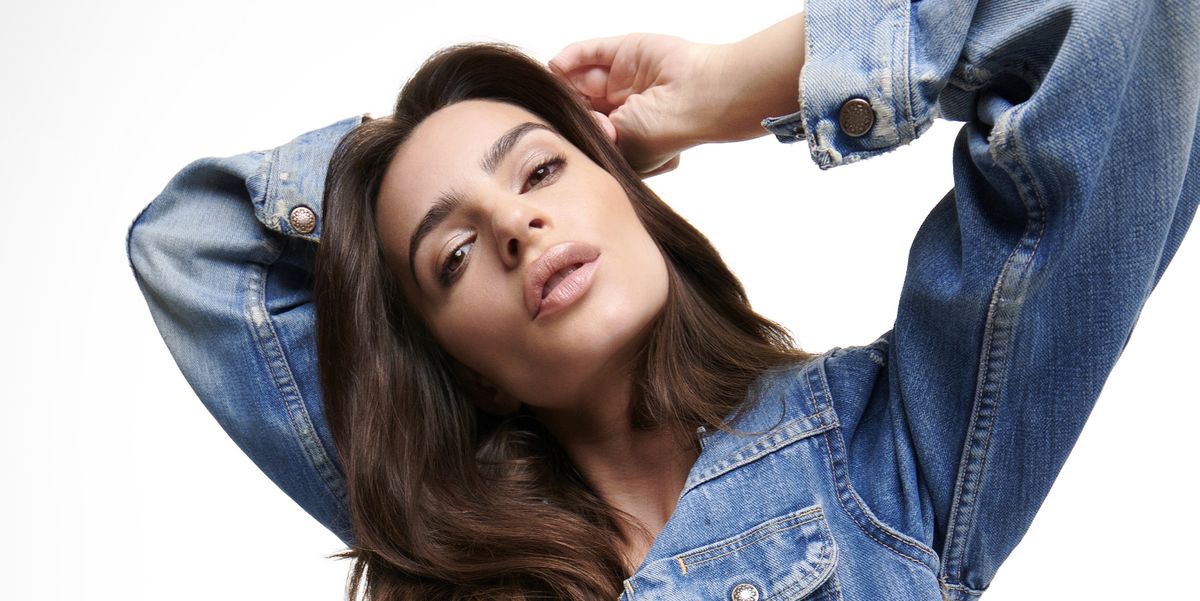 Interview with Emily Ratajkowski on bangs, being blonde, and motherhood