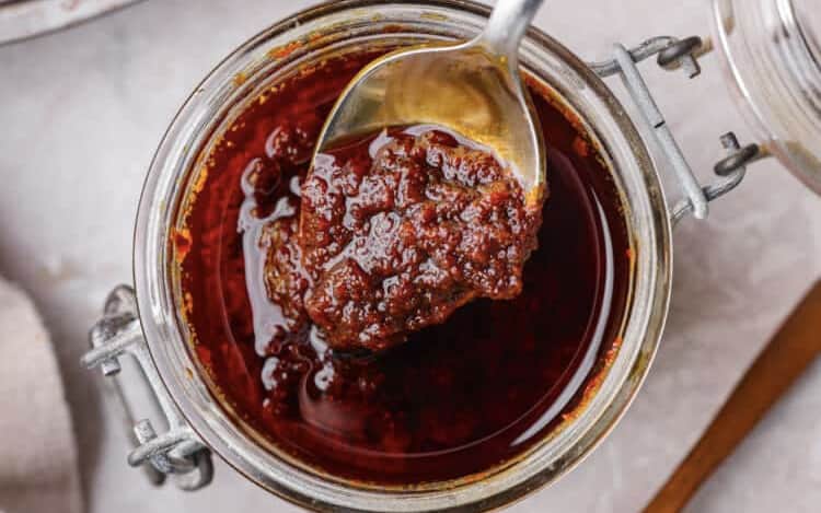 Nashville Scorching Sauce Recipe | The Recipe Critic