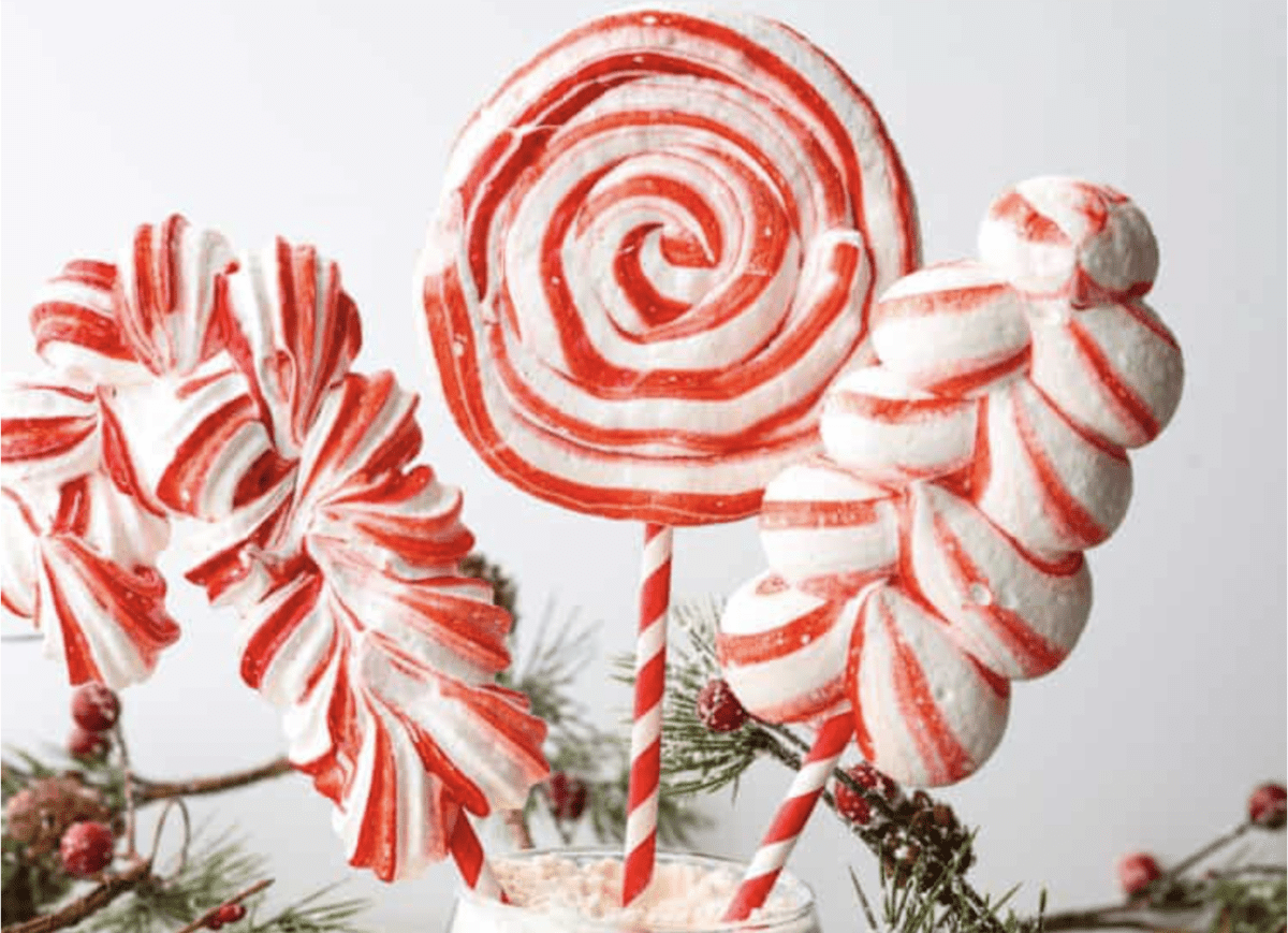 Peppermint Meringue Lollipops | The Recipe Critic