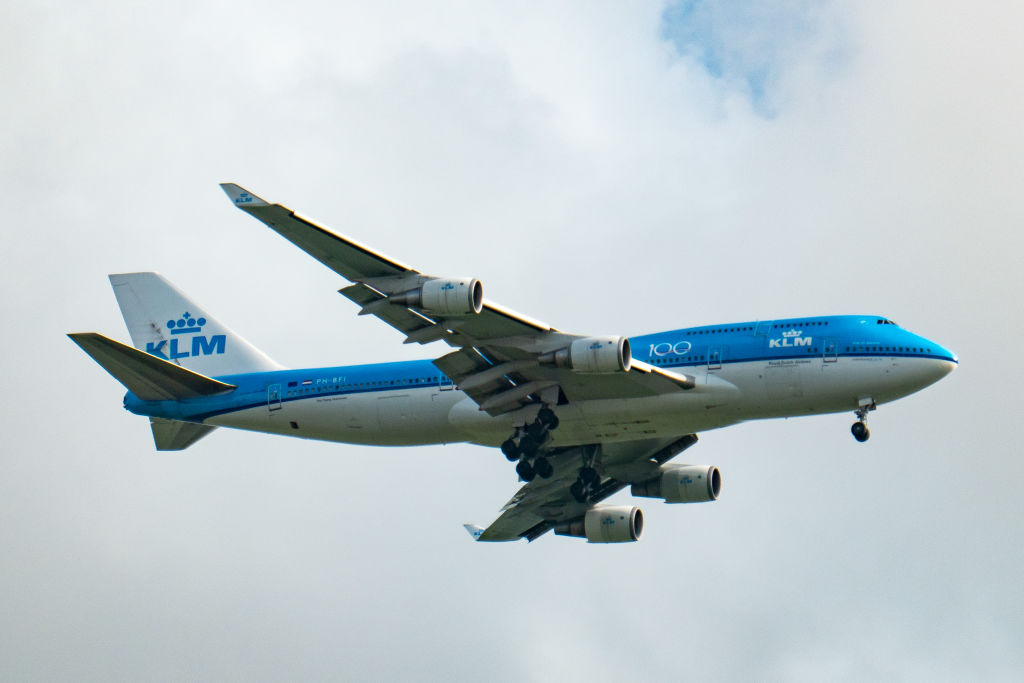 Lady Offers Beginning Mid-Flight With out Figuring out She Was Pregnant