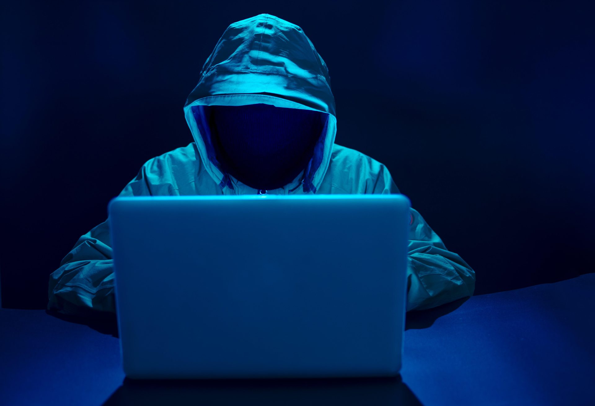 Say What?! Teen Finds Out That Nameless Cyberbully Who Harassed Her For A 12 months Was Her Mom Say What?! Teen Finds Out That Nameless Cyberbully Who Harassed Her For A 12 months Was Her Mom