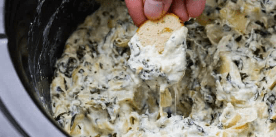 Crockpot Spinach Artichoke Dip | The Recipe Critic