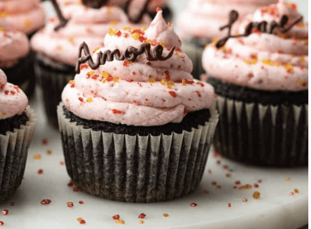 Valentine’s Day Cupcakes | The Recipe Critic Valentine’s Day Cupcakes | The Recipe Critic