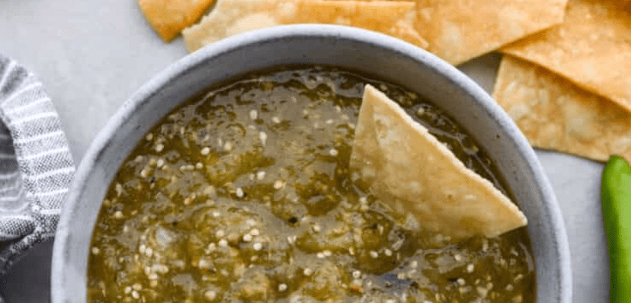 Tomatillo Salsa Verde | The Recipe Critic