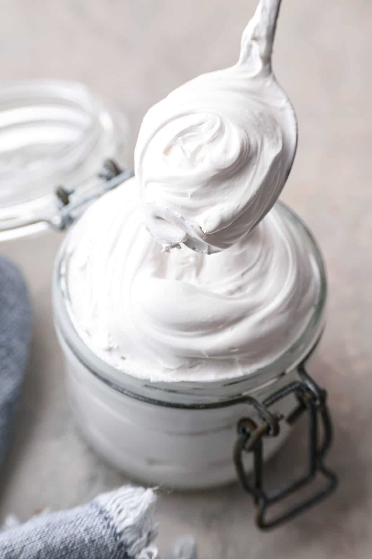 How you can Make the BEST Marshmallow Fluff
