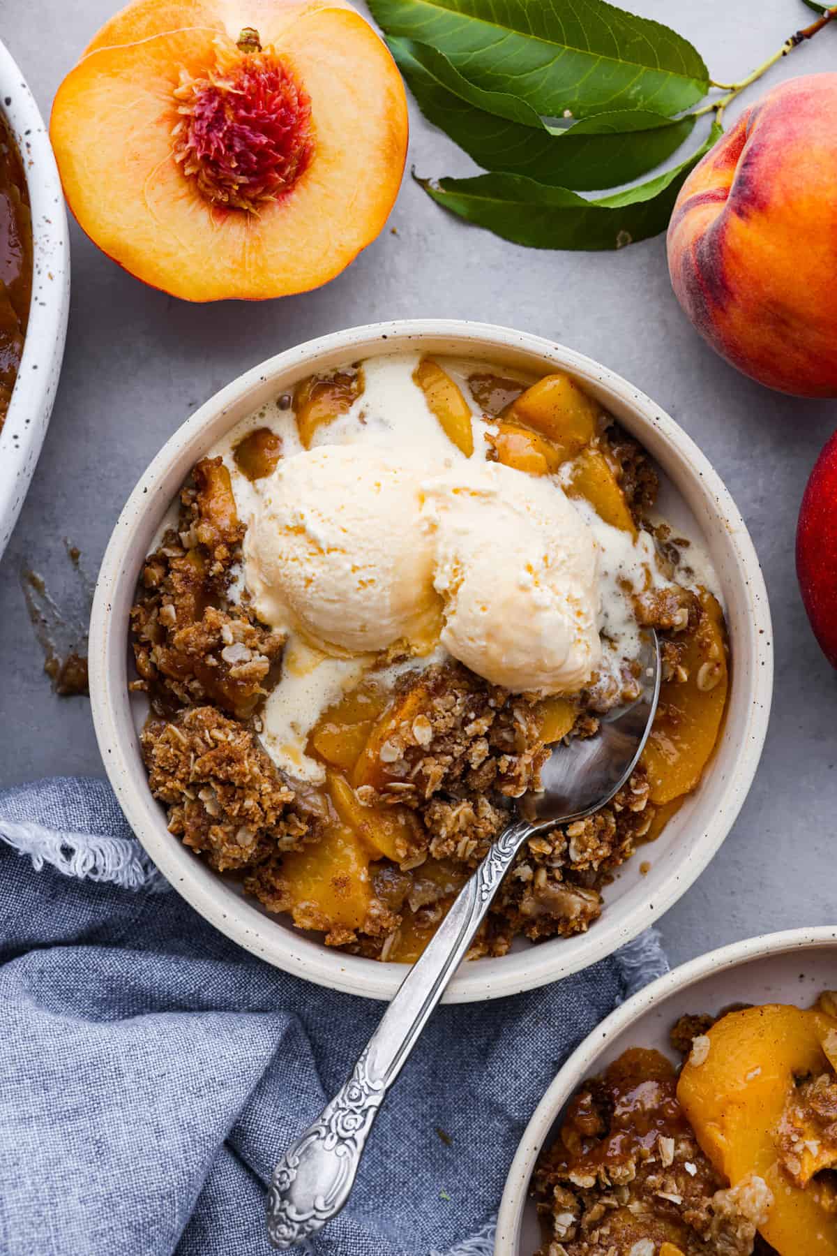 Peach Crisp | The Recipe Critic Peach Crisp | The Recipe Critic