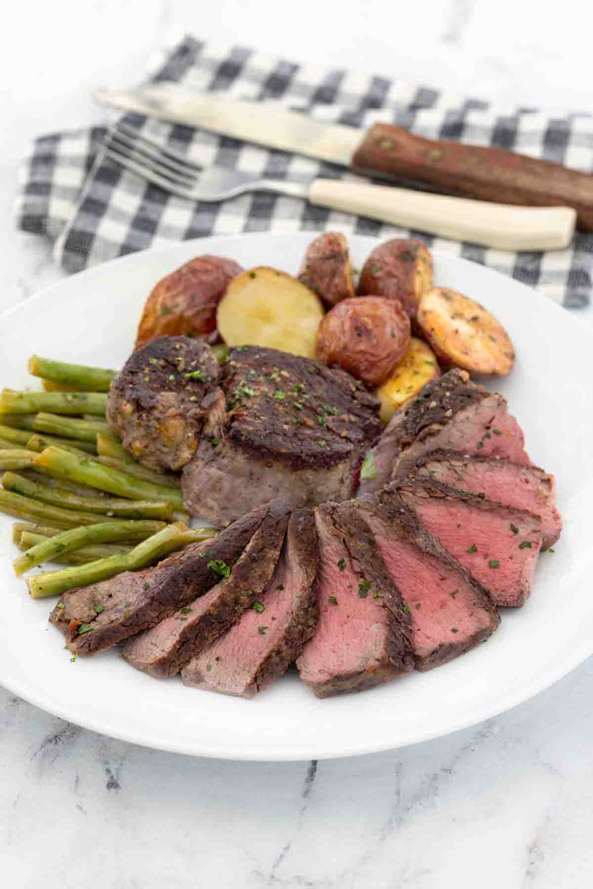 Pan Seared Filet Mignon | Chef Dennis Pan Seared Filet Mignon | Chef Dennis