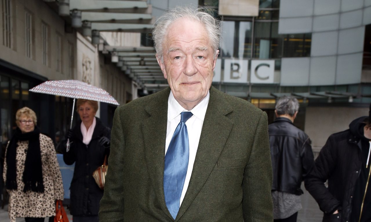 ‘Harry Potter’ Dumbledore Actor Michael Gambon Passes Away