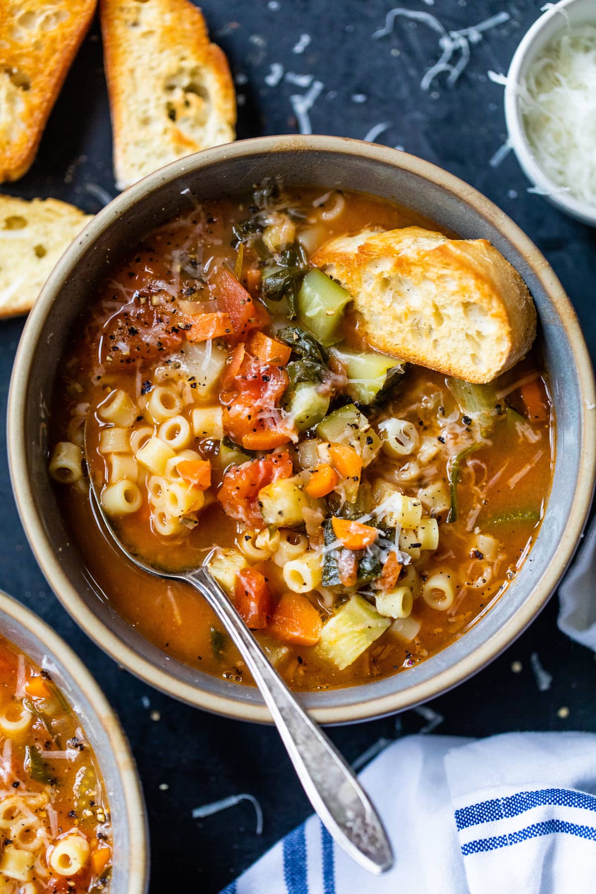 Minestrone Soup – Skinnytaste