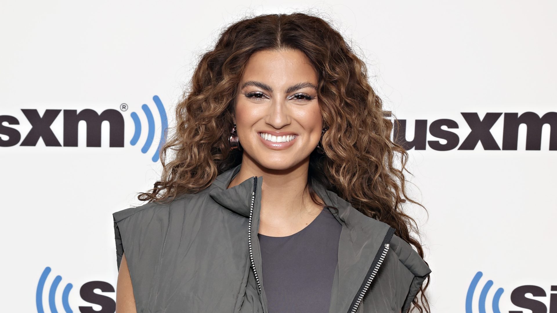 Tori Kelly Shares A Well being Replace After ‘Complicated’ Medical Scare