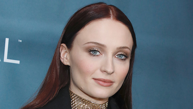 Sophie Turner Rocks All-Black in NYC After Joe Jonas Lawsuit: Pictures – Hollywood Life