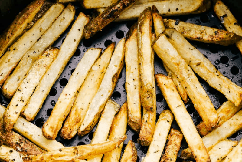 Air Fryer French Fries Recipe (Tremendous Crispy!)