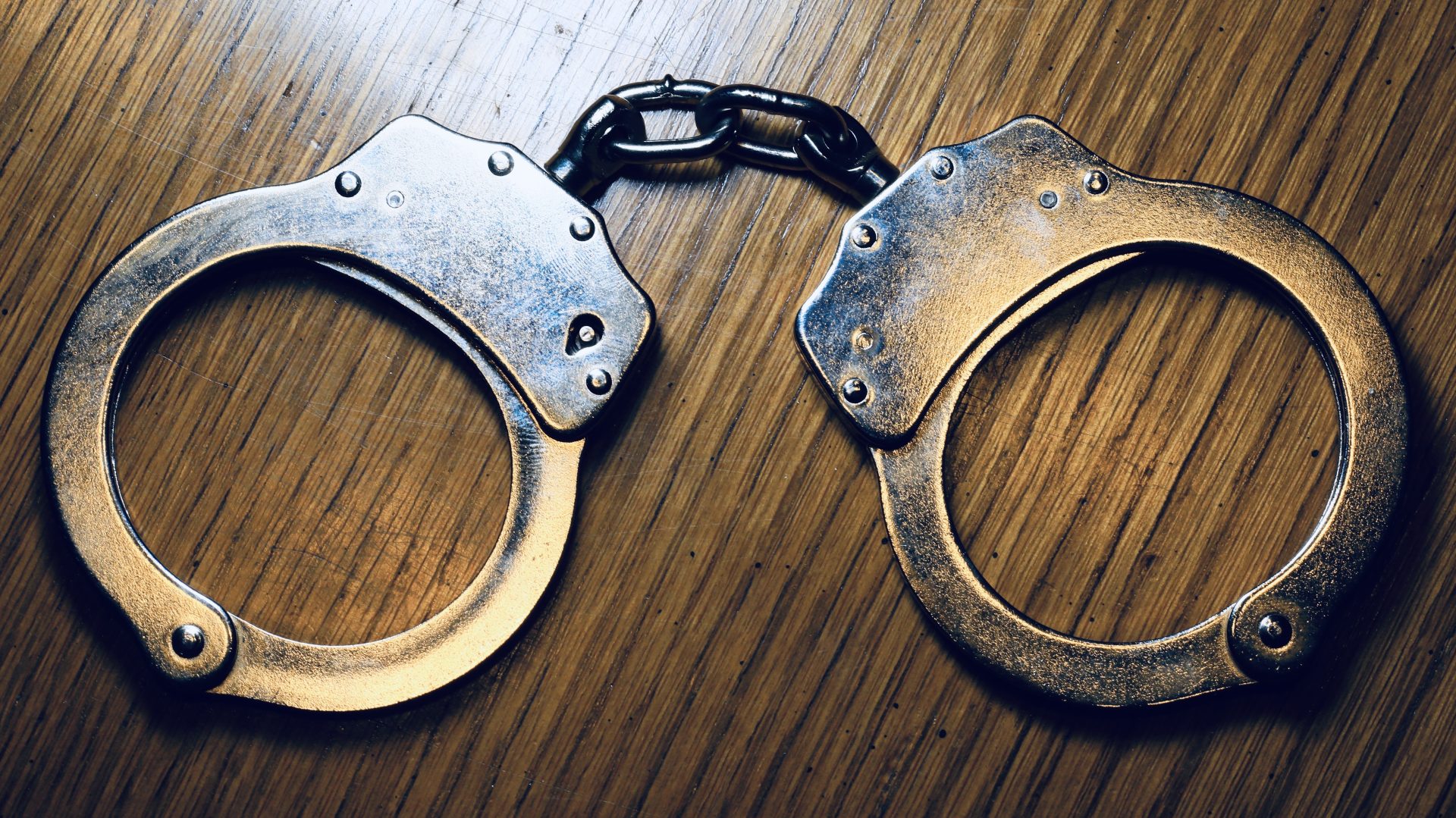 Lady In Custody After Alleged Stabbing Spree At Atlanta Airport