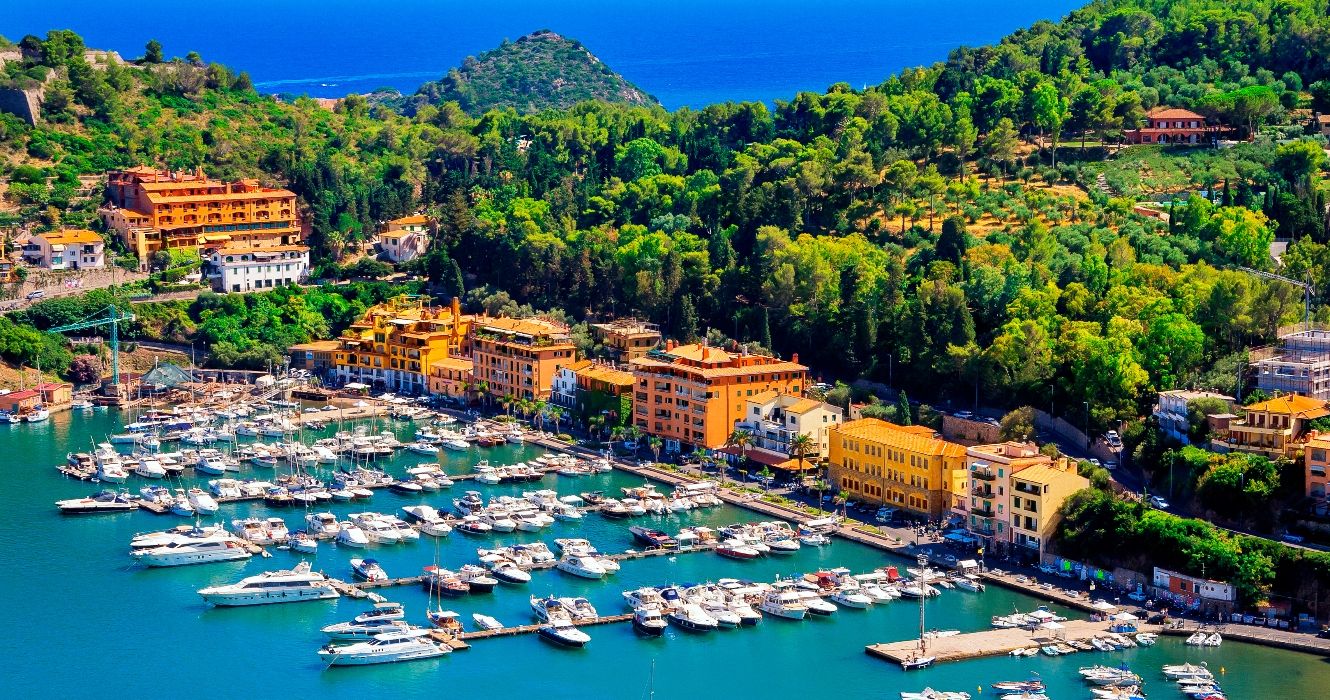 This Italian Metropolis Is As Lovely, However Extra Inexpensive Than The Amalfi Coast
