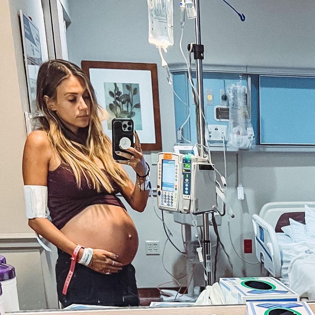 Pregnant Jana Kramer Hospitalized With Bacterial An infection in Kidneys Pregnant Jana Kramer Hospitalized With Bacterial An infection in Kidneys