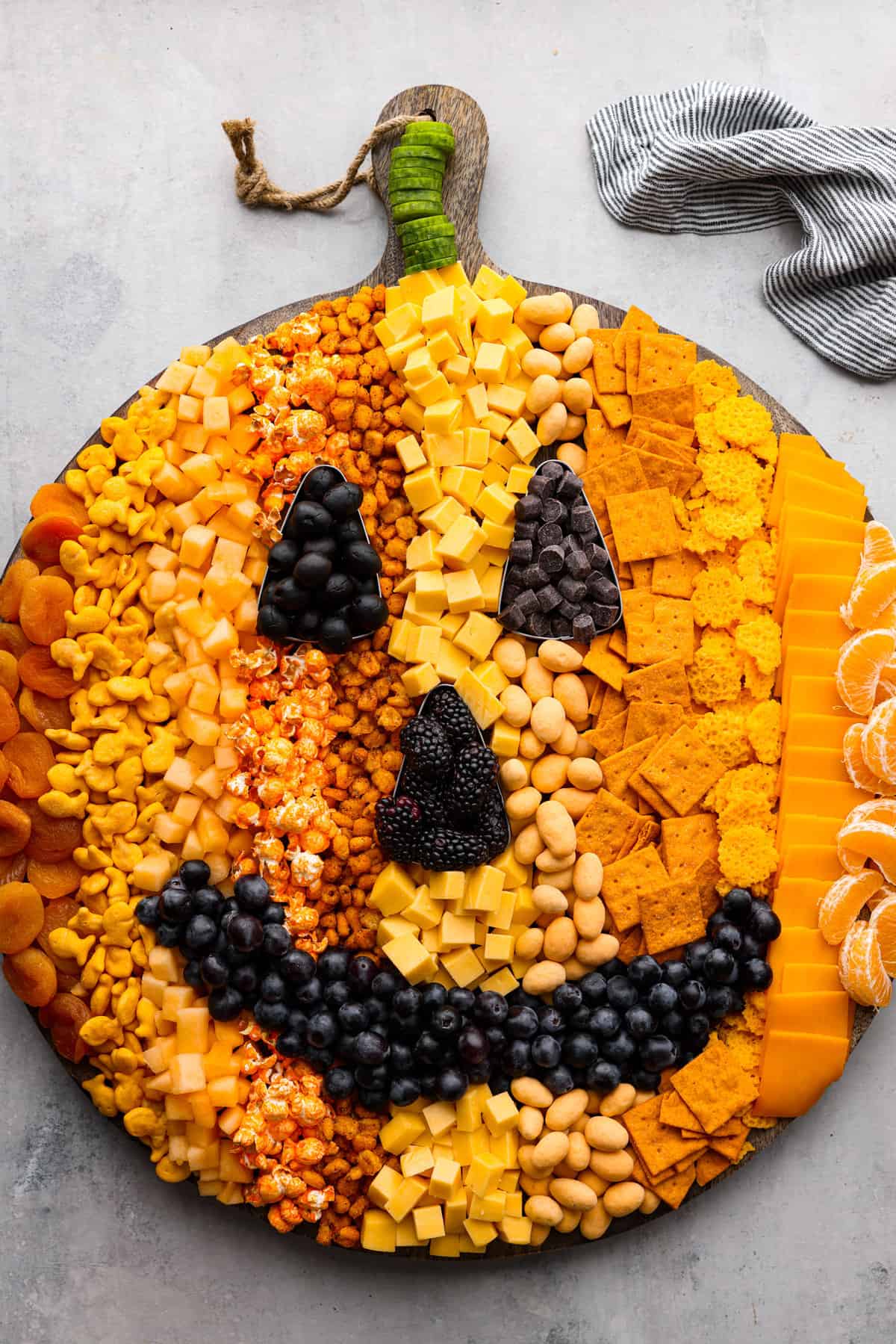 Pumpkin Charcuterie Board | The Recipe Critic Pumpkin Charcuterie Board | The Recipe Critic