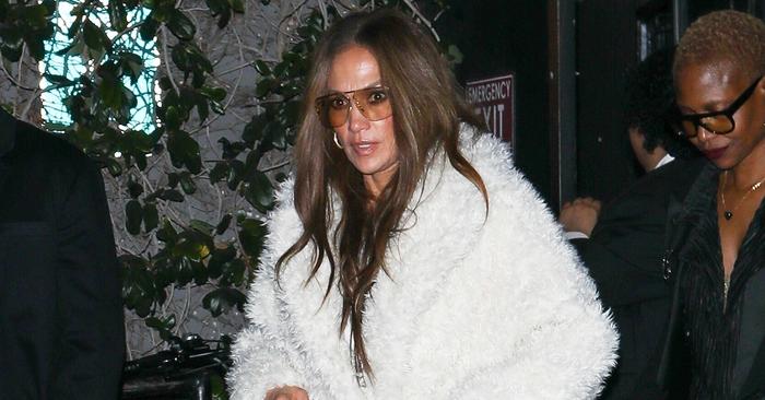Jennifer Lopez Wore a Fancy Coat Pattern With Denims