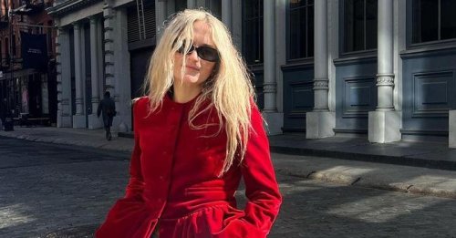 29 Velvet Style Finds to Elevate Your Vacation Wardrobe