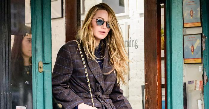 Blake Vigorous Wore a Blazer From Madewell’s Black Friday Sale