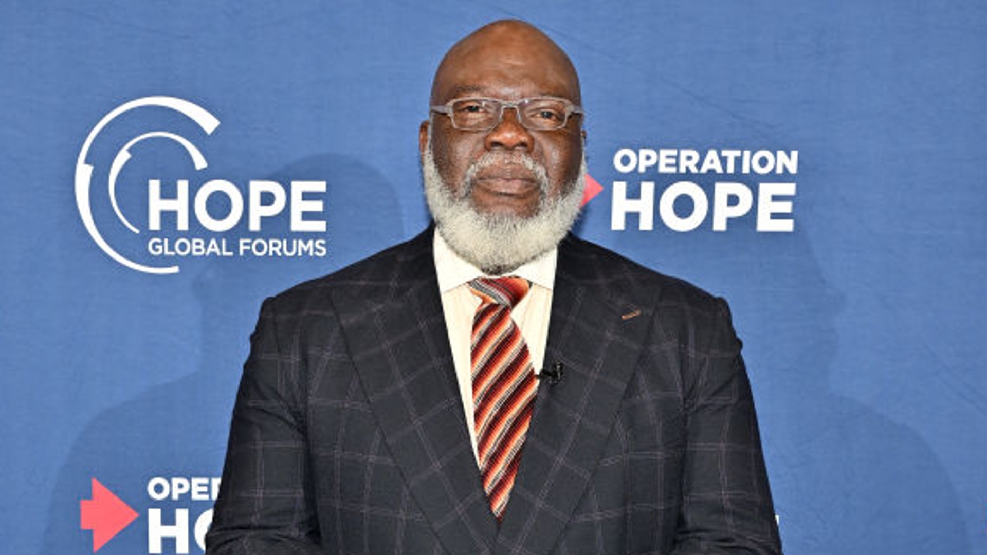 Bishop T.D. Jakes Will get Emotional Whereas Addressing Diddy Rumors