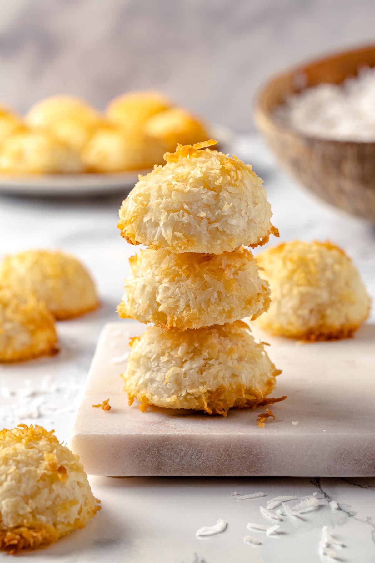 Greatest Coconut Macaroons Recipe l Skinnytaste Greatest Coconut Macaroons Recipe l Skinnytaste