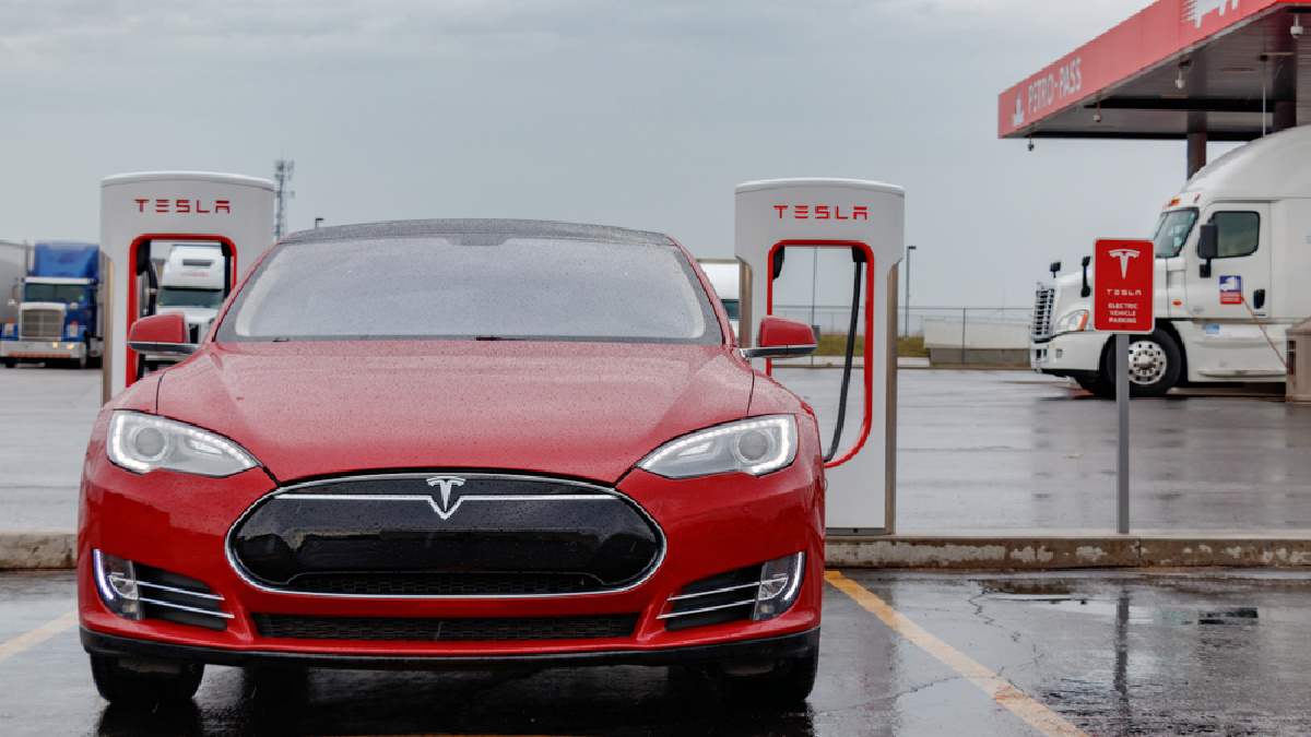 Can You Cost an EV within the Rain?