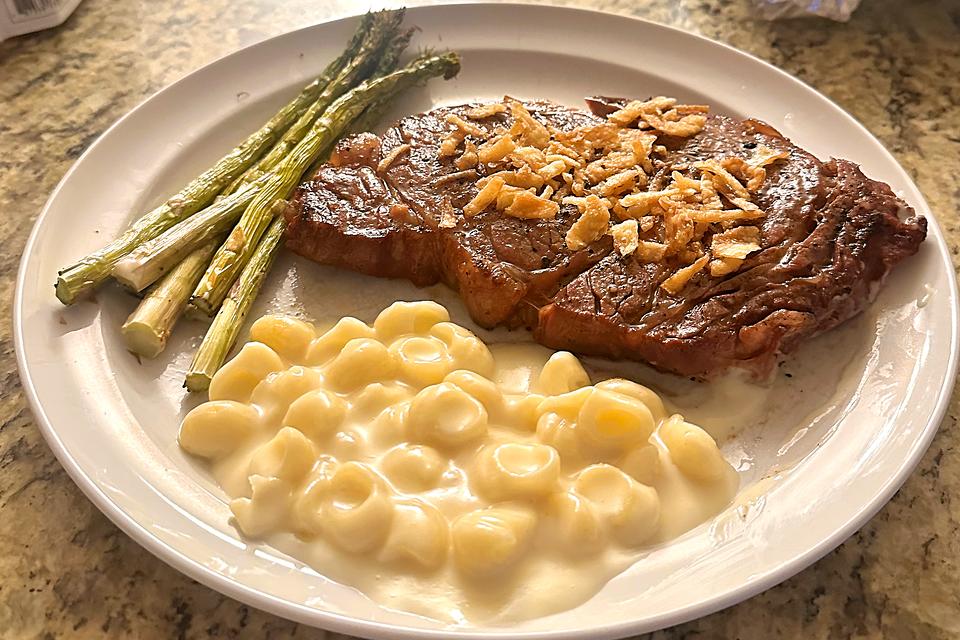 This Bourbon-Marinated Ribeye Steak Recipe Would Be 0 At a Steakhouse | Beef This Bourbon-Marinated Ribeye Steak Recipe Would Be 0 At a Steakhouse | Beef