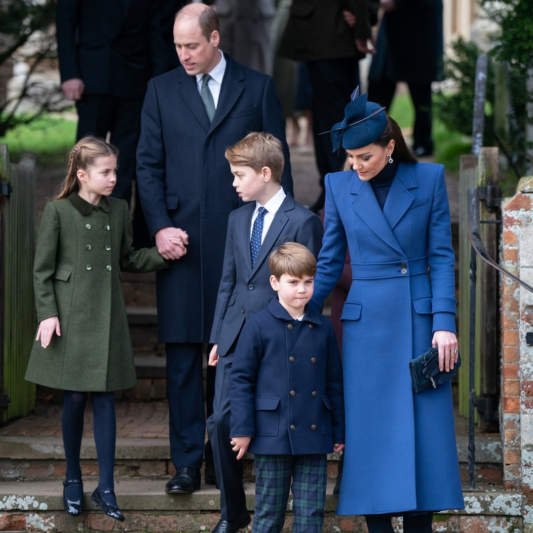 See Prince George, Princess Charlotte & Prince Louis on Christmas Stroll