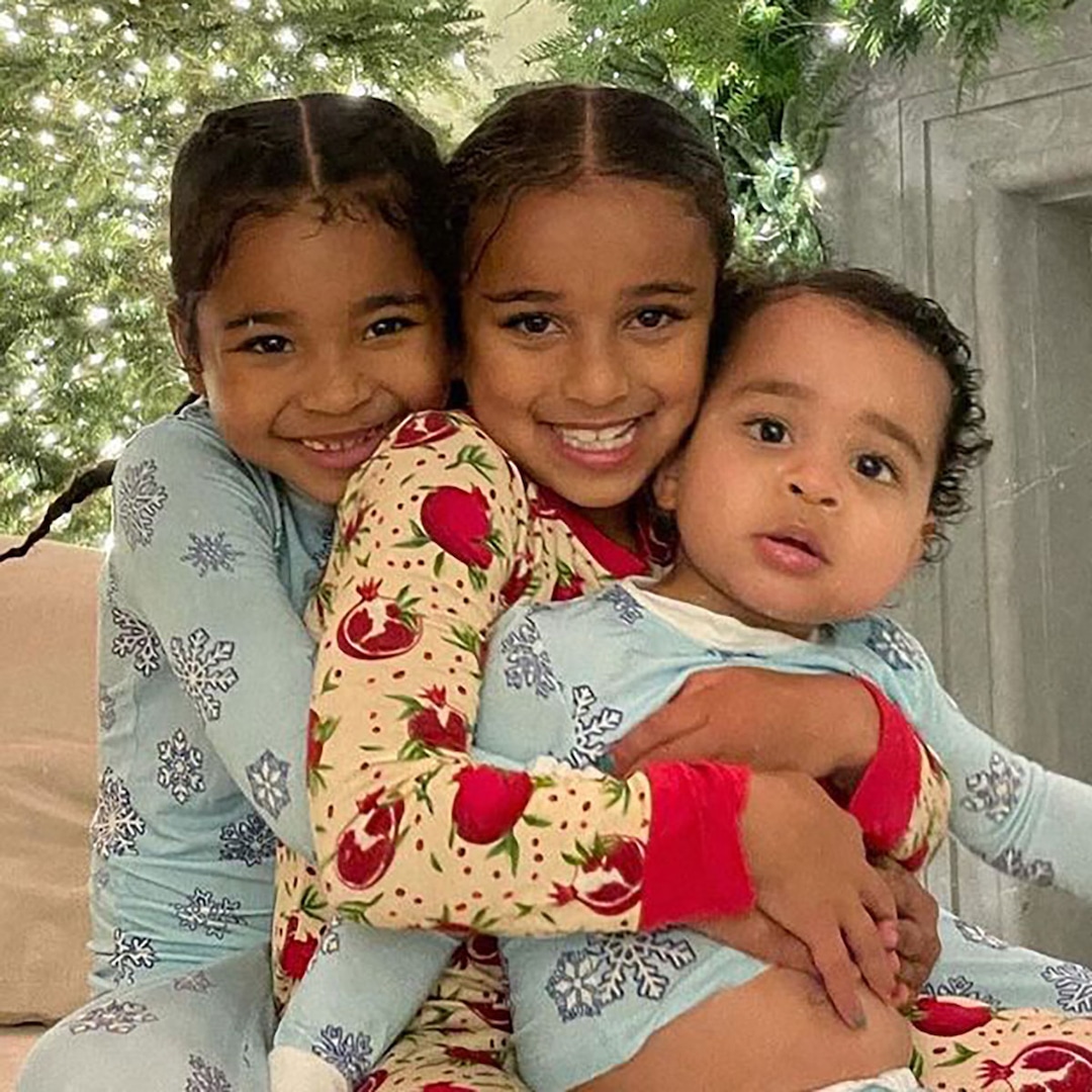 Khloe Kardashian’s Youngsters and Niece Dream Have Lovely PJ Dance Occasion Khloe Kardashian’s Youngsters and Niece Dream Have Lovely PJ Dance Occasion