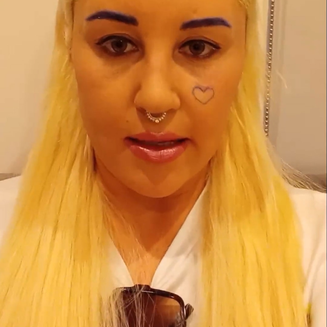 Amanda Bynes Returns to the Highlight With a Podcast and New Look Amanda Bynes Returns to the Highlight With a Podcast and New Look
