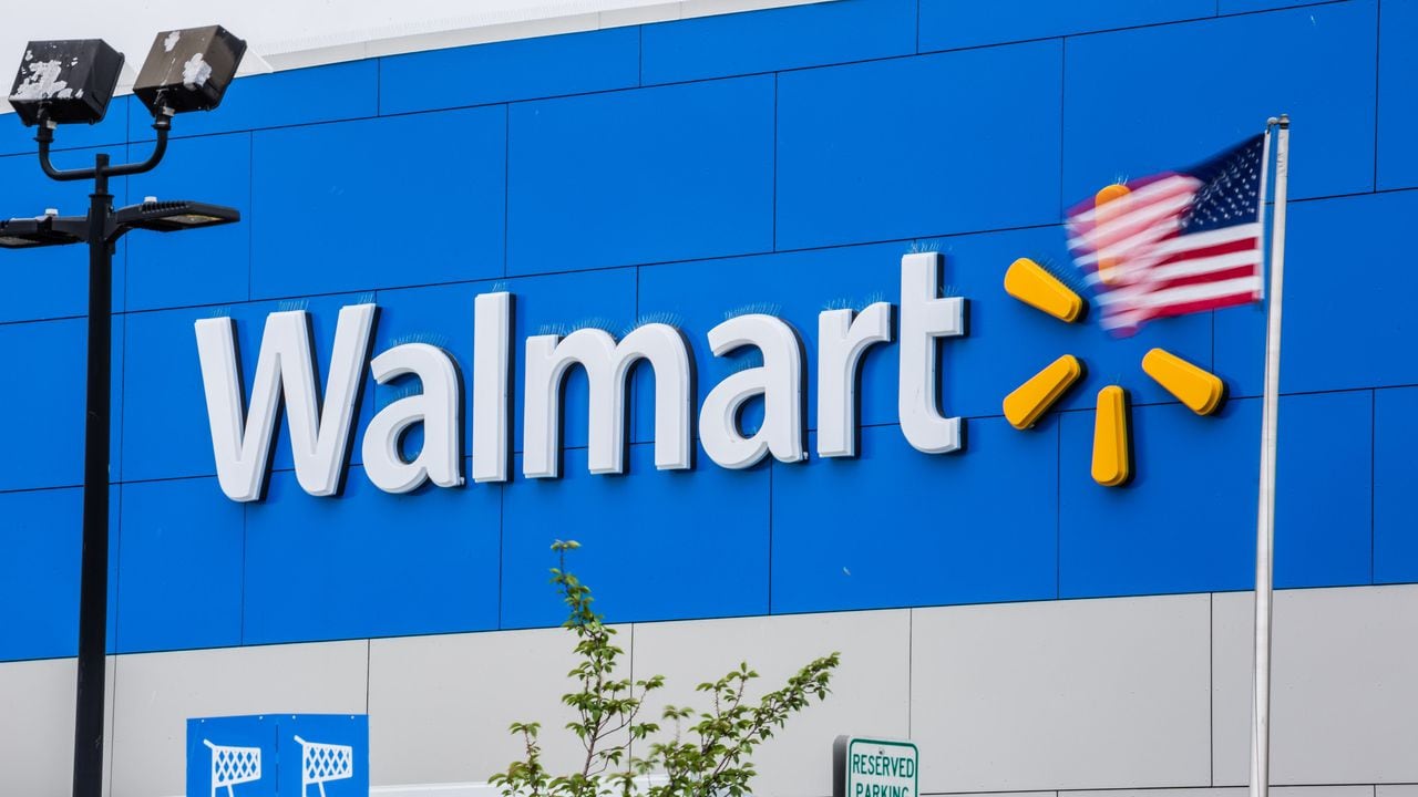 Is Walmart open on New Yr’s Day 2024? Retailer hours & extra