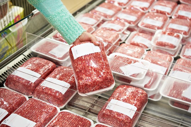 7,000 kilos of floor beef recalled for E. Coli contamination 7,000 kilos of floor beef recalled for E. Coli contamination