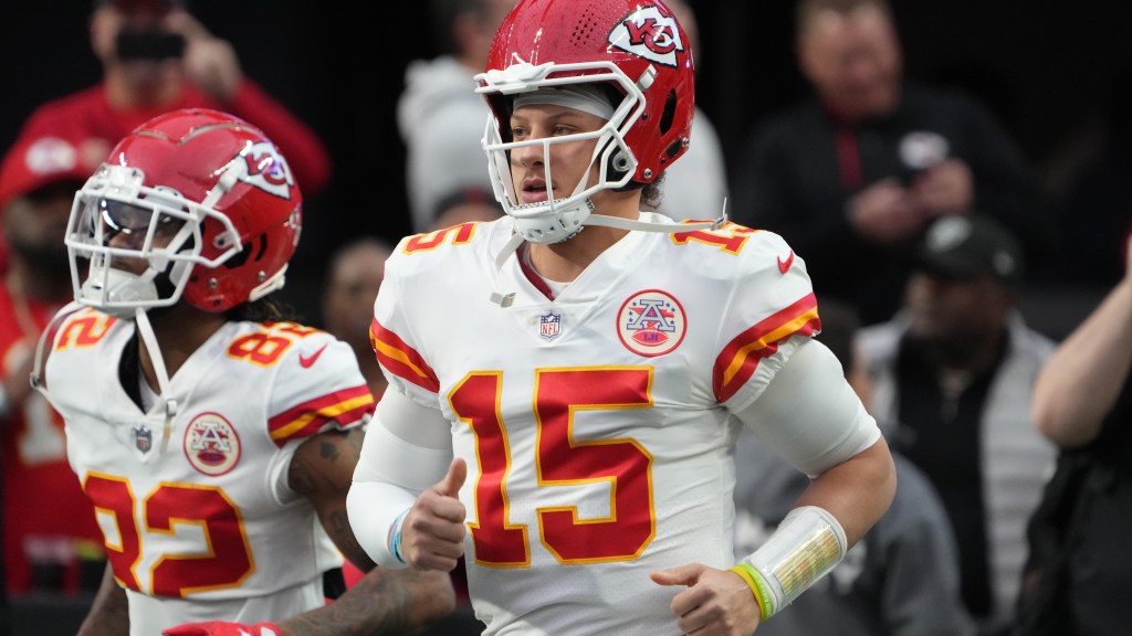 Chiefs make sytlish entrance in Baltimore earlier than matchup vs. Ravens