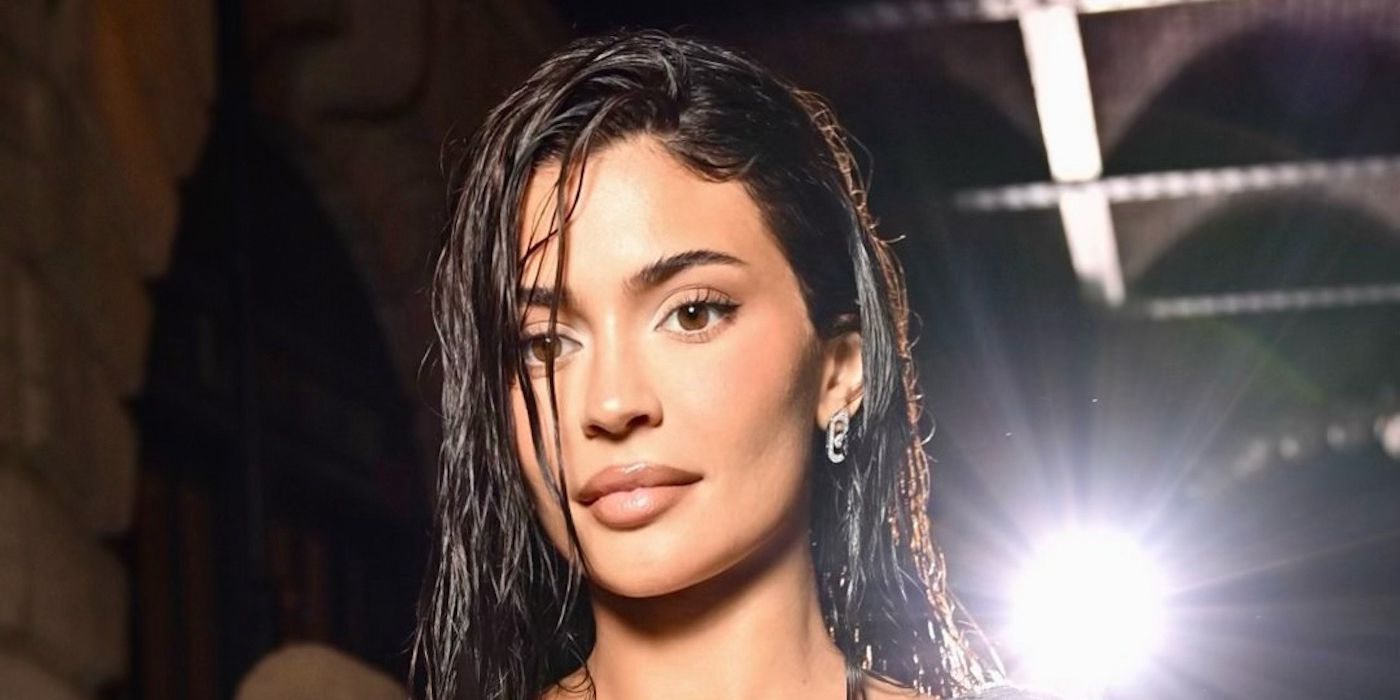 Kylie Jenner Wore a Utterly Sheer Sequined Gown With Slouchy Gloves