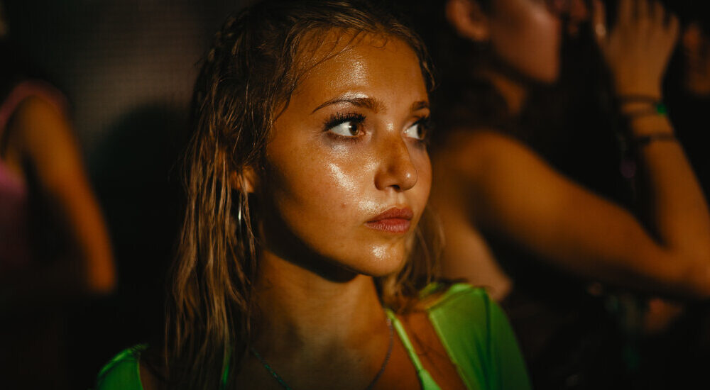 ‘How you can Have Intercourse’ Overview: This Paradise Is Nothing however Hassle
