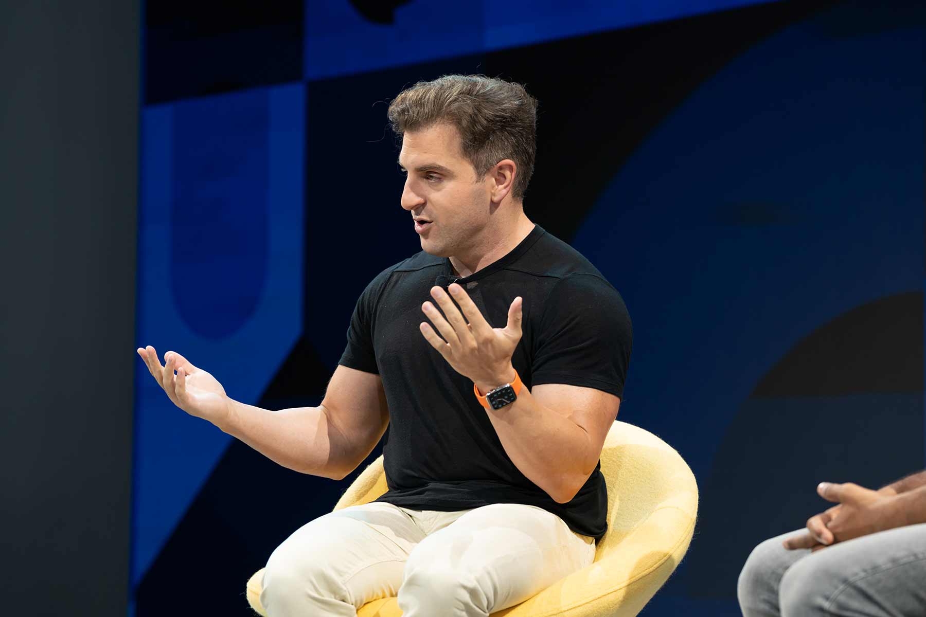 Did Airbnb Simply Finish the Provide Debate? It Now Claims 7.7 Million Listings