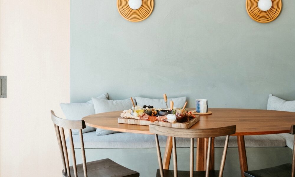 20 Breakfast Nooks Straight Out of a Nancy Meyers Film
