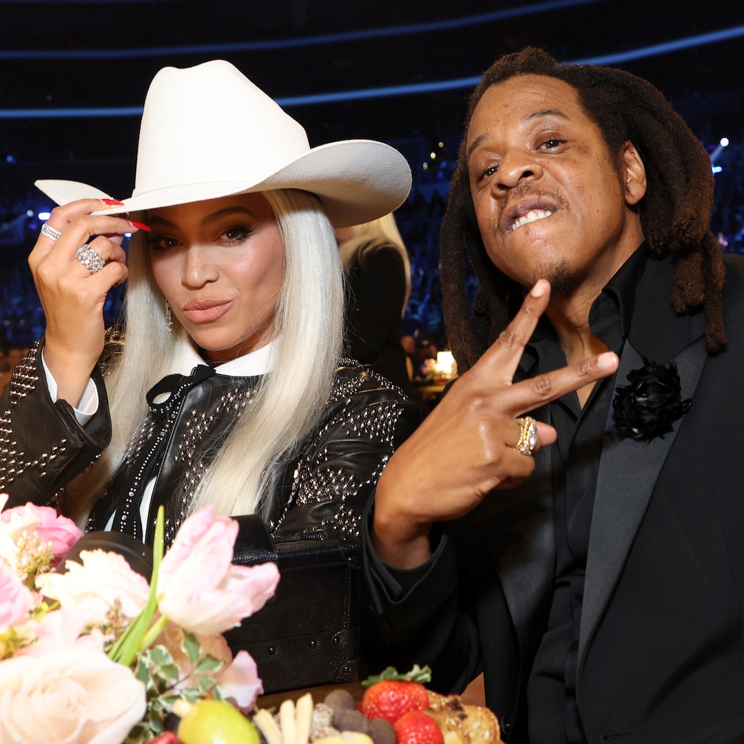 Beyoncé & Jay-Z’s Love Is Nonetheless on Prime Throughout 2024 Grammys Date Evening Beyoncé & Jay-Z’s Love Is Nonetheless on Prime Throughout 2024 Grammys Date Evening
