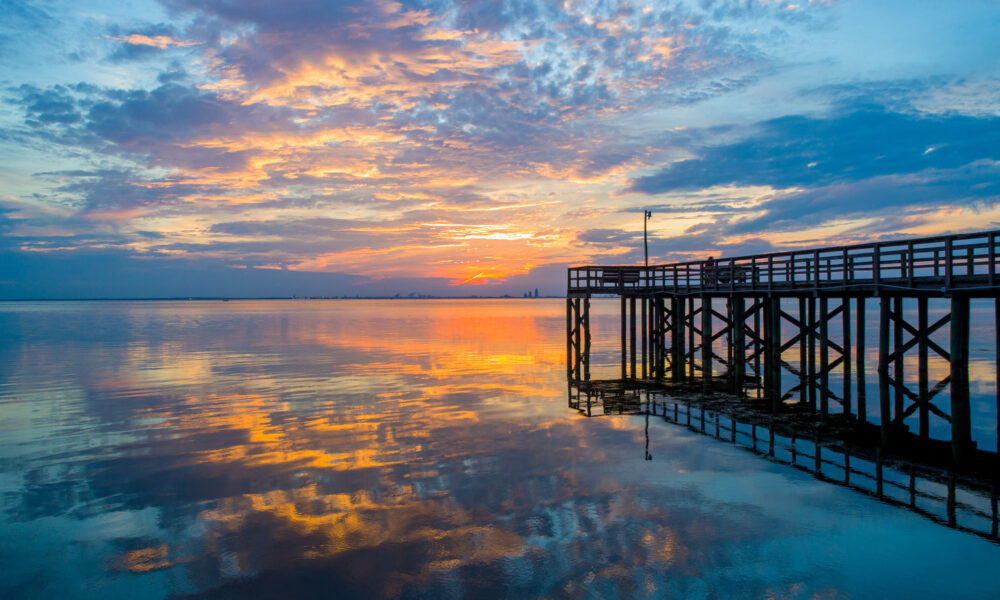 This Underrated, Beautiful Metropolis Is The Seafood Capital Of A Southeastern State