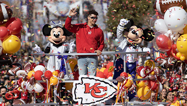 Patrick Mahomes Celebrates 2024 Tremendous Bowl Win at Disneyland: Video – Hollywood Life