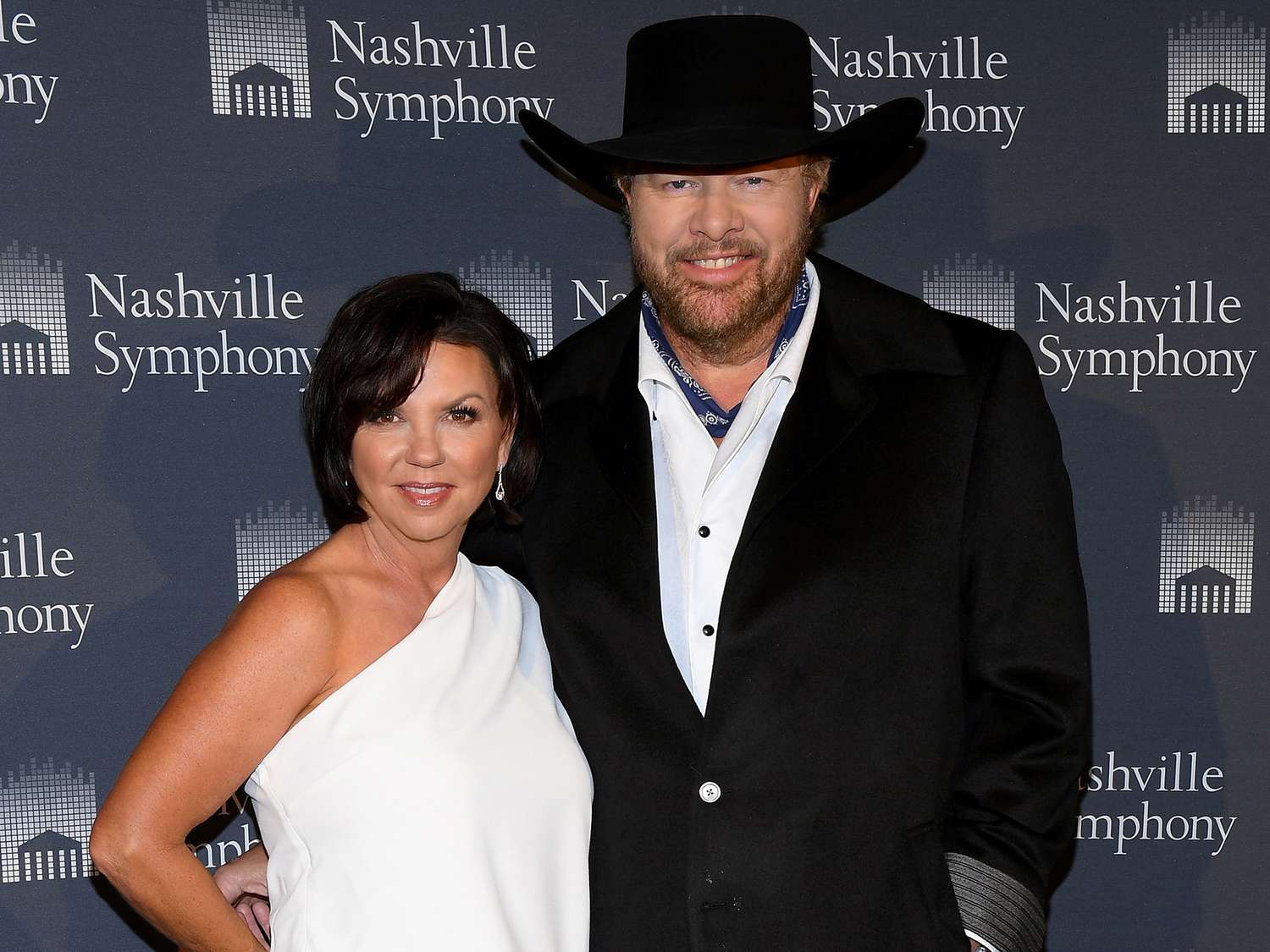 Toby Keith’s Spouse of 40 Years ‘Took Management’ of His Most cancers Remedy Toby Keith’s Spouse of 40 Years ‘Took Management’ of His Most cancers Remedy