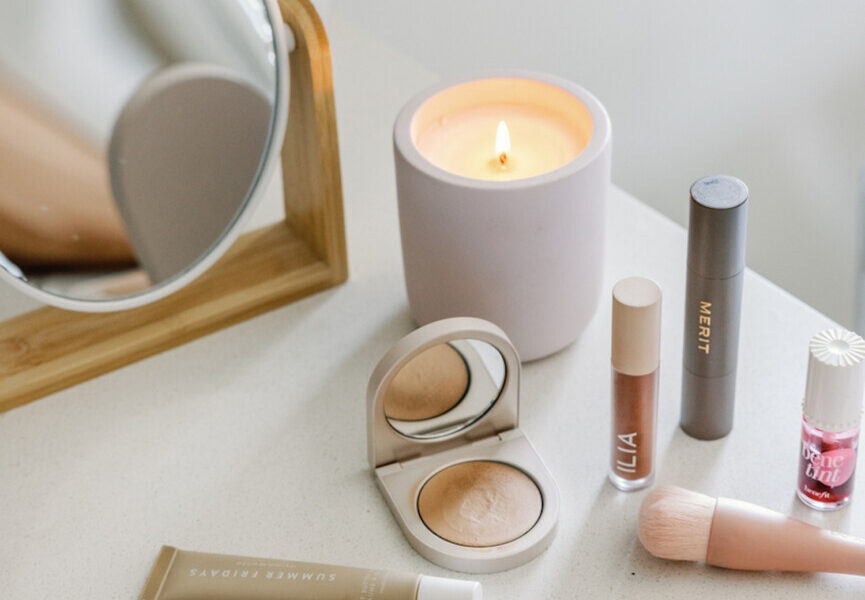Greatest Powder Foundations in 2024, Examined By Our Editors