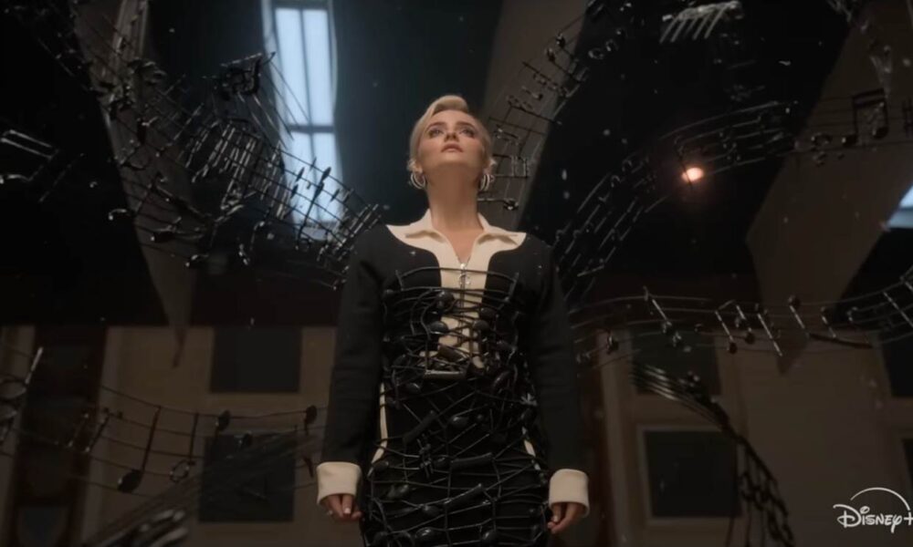 Dinosaurs, Abbey Highway and a Desolated London – Breaking Down the New “Physician Who” Trailer –